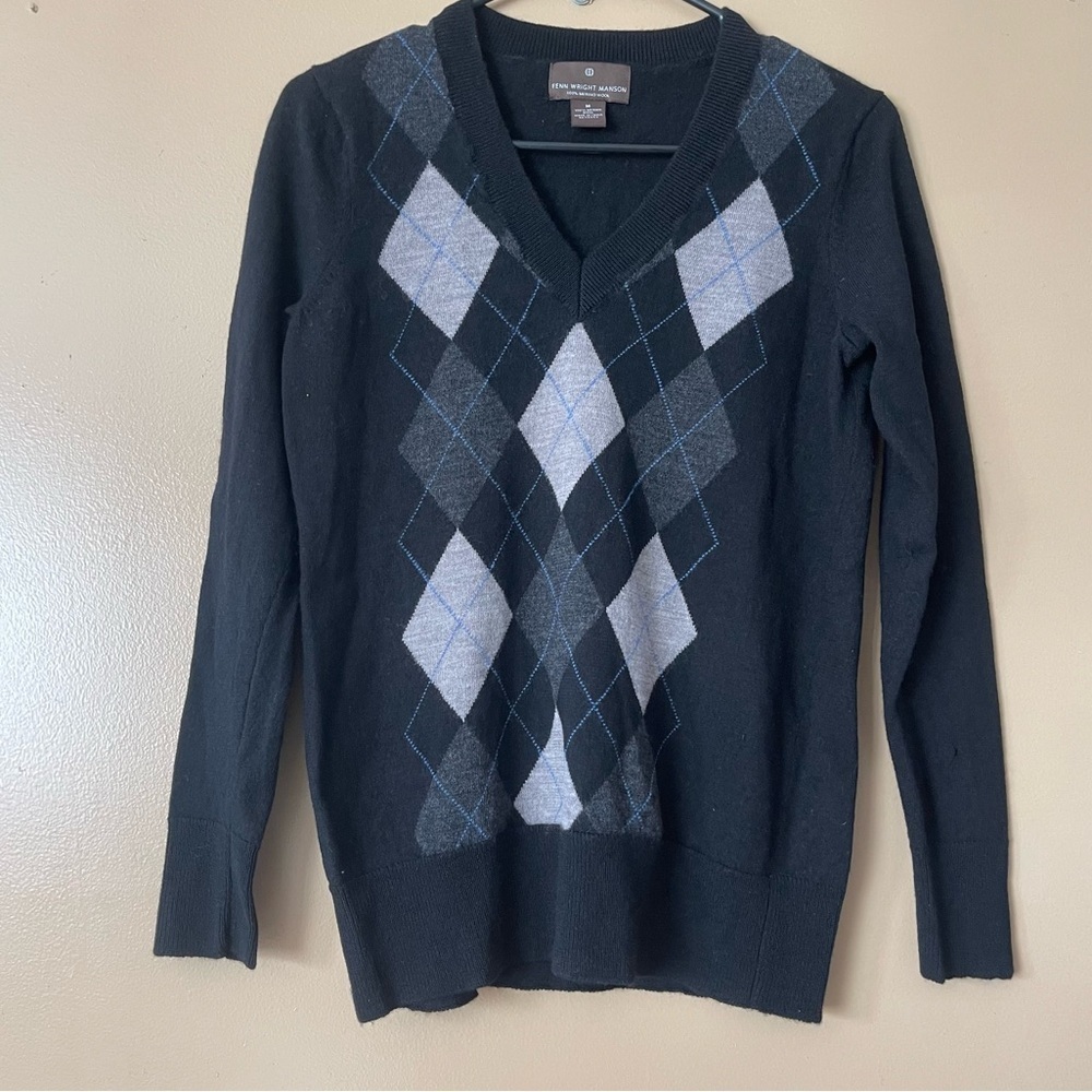 Fenn Wright Manson Black V-Neck Sweater with Gray Argyle 100% wool size medium